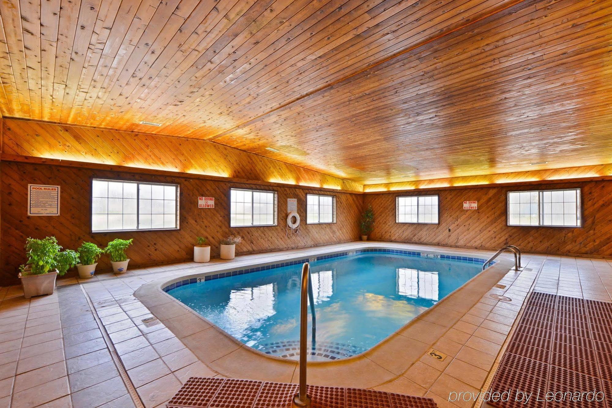 Regency Inn Geneseo Il I-80 Bagian luar foto